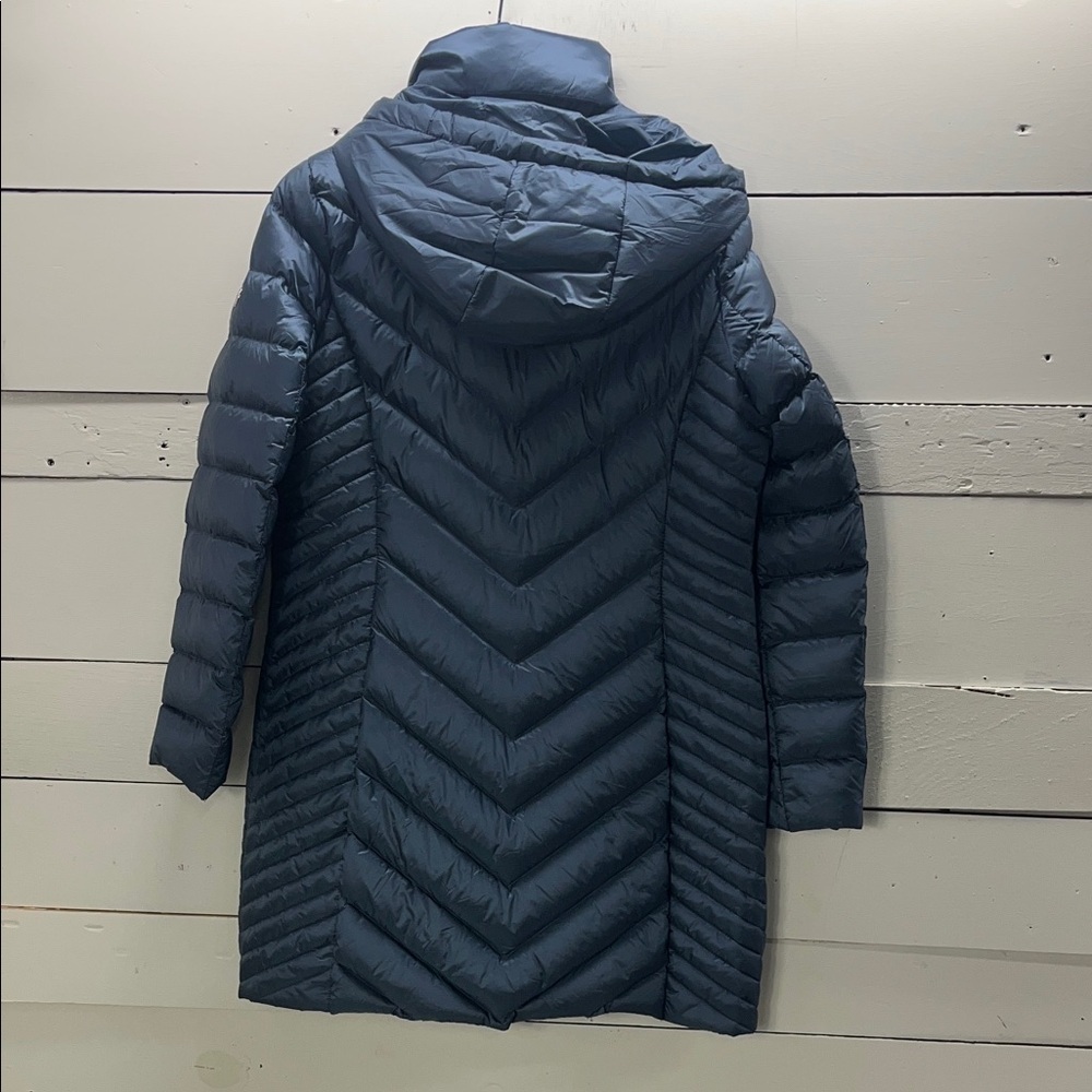 Michael Kors Packable Down Long Puffer Coat in Chevron Quilted Blue/Gray Size M - Picture 2 of 8